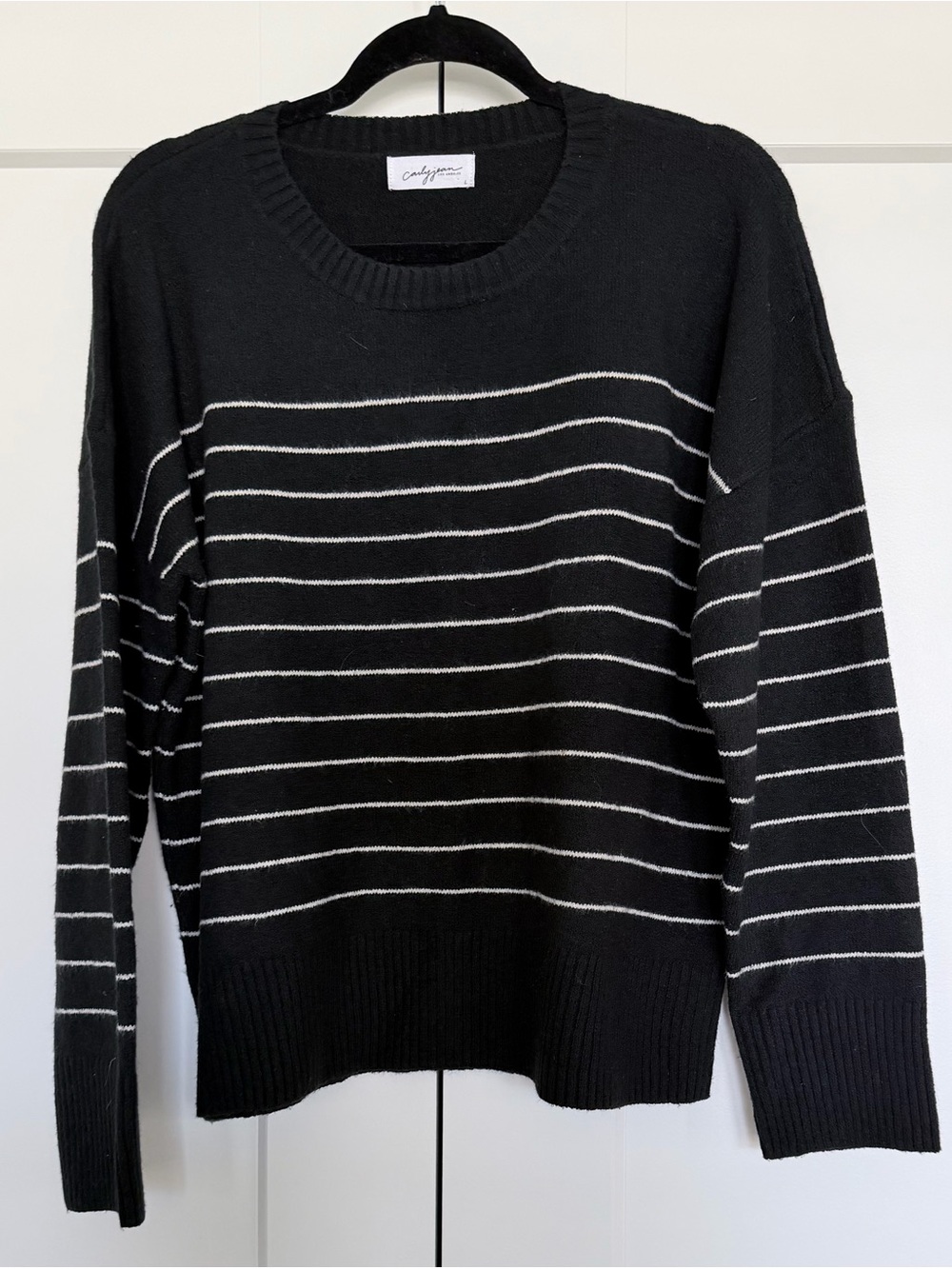 Brand New Vintage Sweater - size L